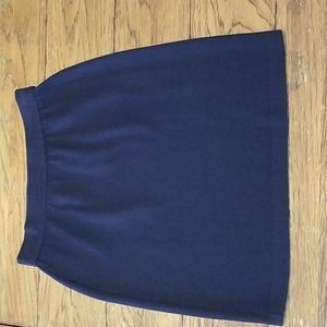 St. John Navy Santana Knit Basic Skirt 19 Inches Size 2